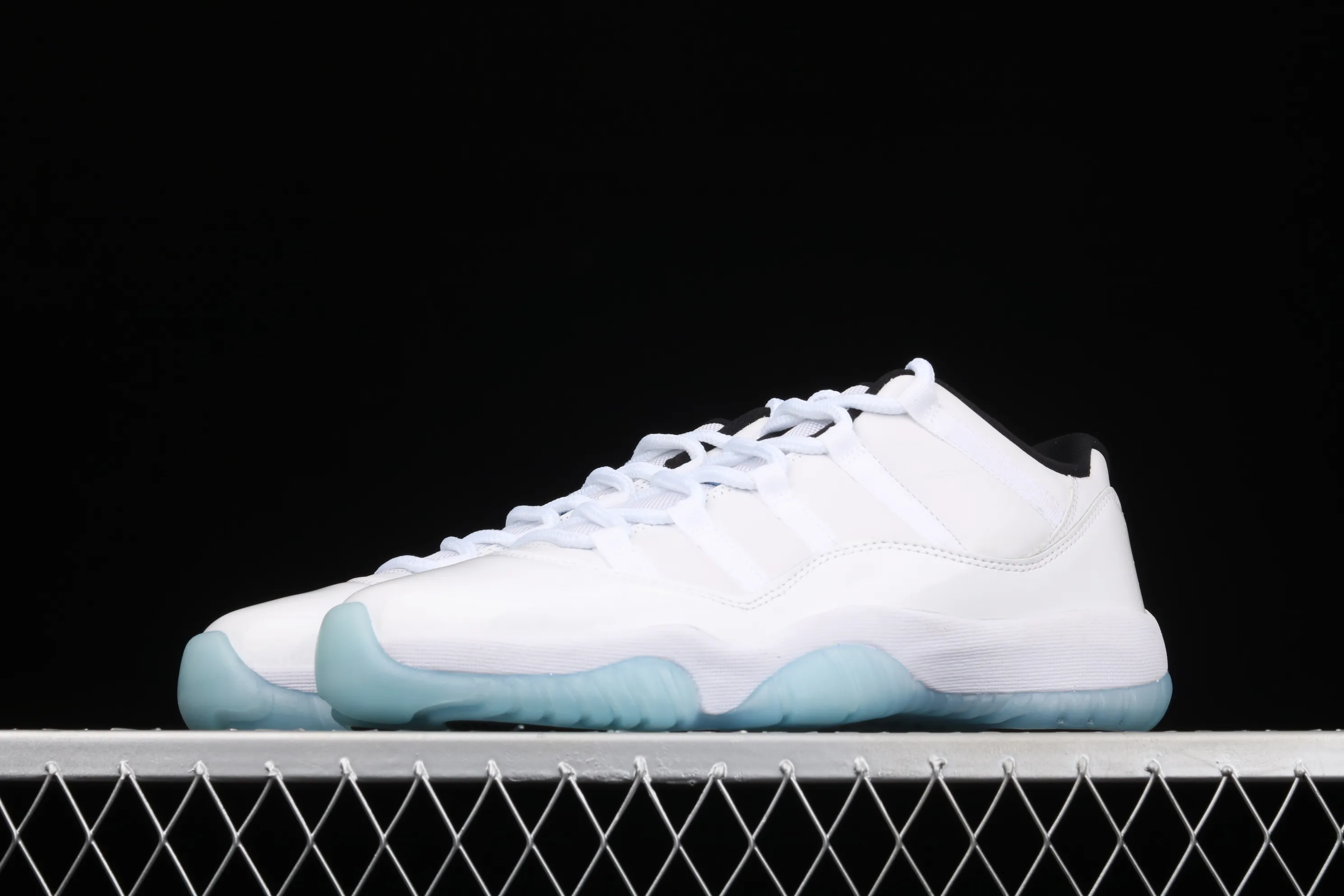 All categories Air Jordan Jordan series basketball shoes Air Jordan 11 #ZG version Air Jordan 11 Low "Legend Blue" AJ11 Joe 11 low top legend blue AV2187-117